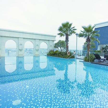 Ami Splendid Rooftop Pool Daire Ho Şi Min Dış mekan fotoğraf